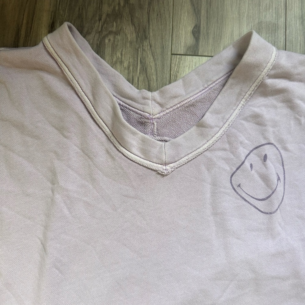 Aerie Oversized Vneck Lavender Smiley Face Sweatshirt Relaxed Size XL - Picture 5 of 8